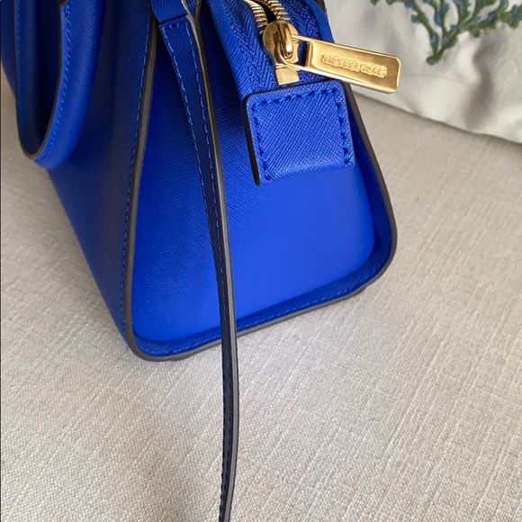 Michael Kors blue saffiano satchel and wallet set - Picture 8 of 12